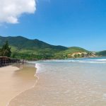 Top 10 bãi biển Nha Trang đẹp mê hồn nhất định phải ghé thăm