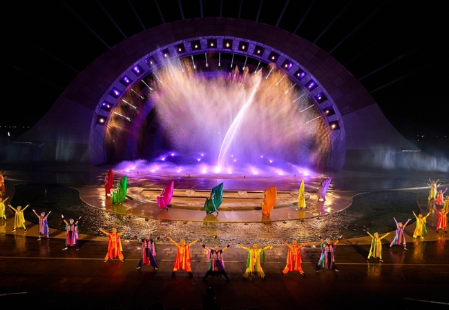 Giá vé Kiss of the Sea Phú Quốc năm 2025 chi tiết nhất