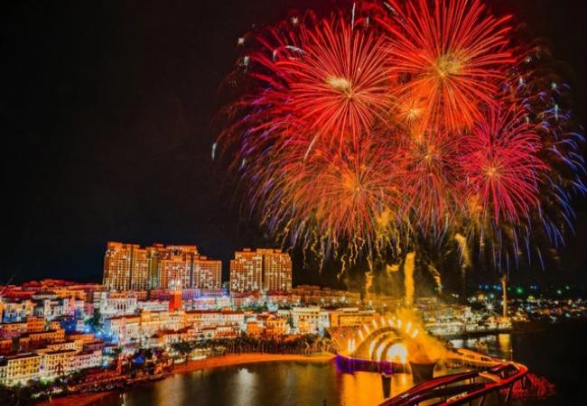 Rực rỡ ánh sáng cùng show pháo hoa tại Phú Quốc đẳng cấp