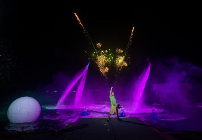 Stunt Show: Siêu phẩm thực cảnh hành động trên biển Nha Trang